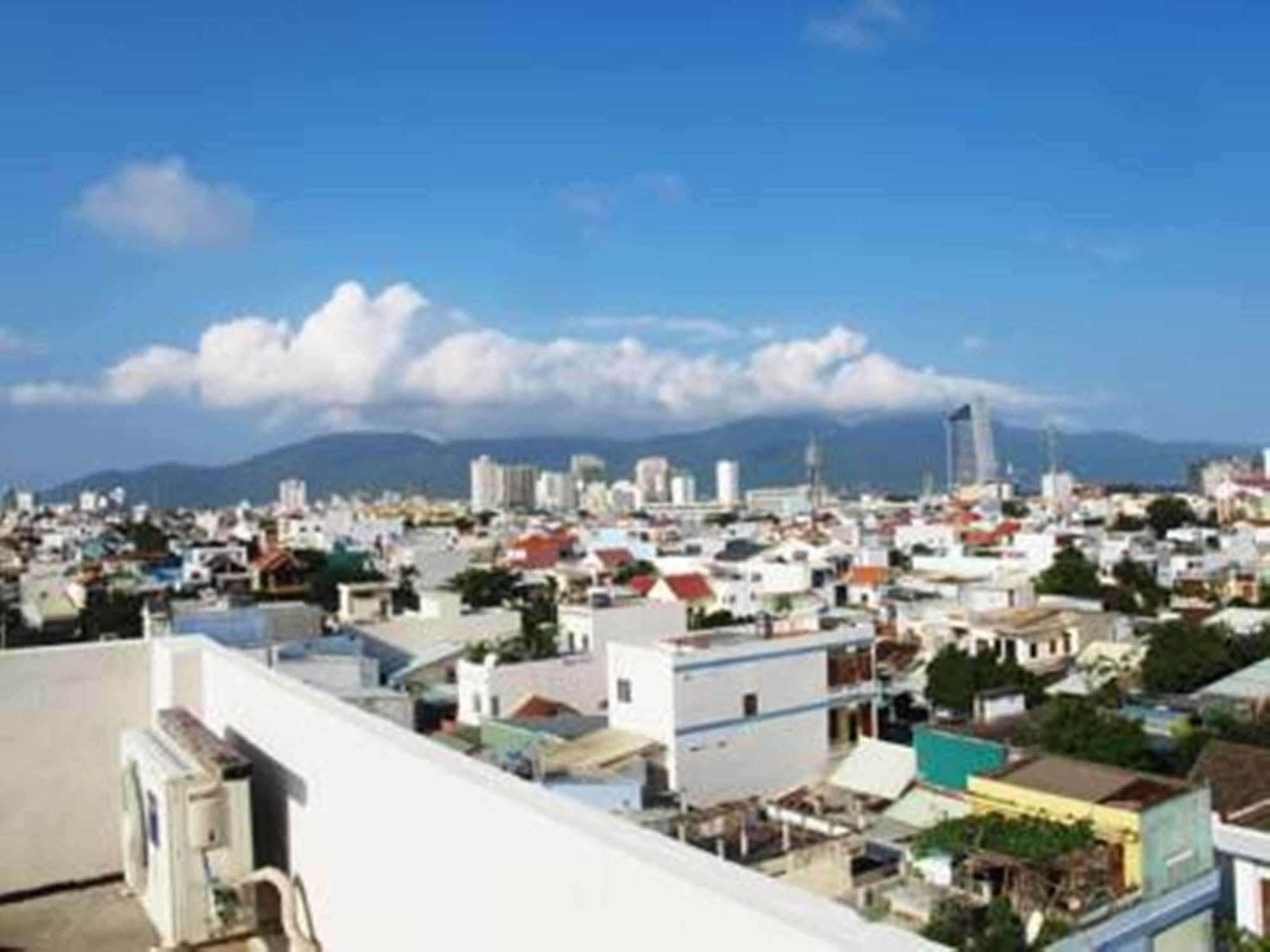 Reddoorz Near Cau Song Han 2 Da Nang Exterior photo